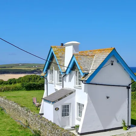 Holiday home St Cadoc *